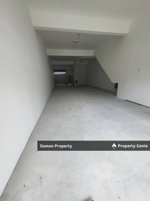 Silibin Jalan Aman Main Road Three Lever Shop Sewa