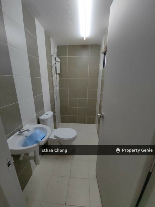 Partly Furnished Unit For Rent At Residensi Emas@Kajang