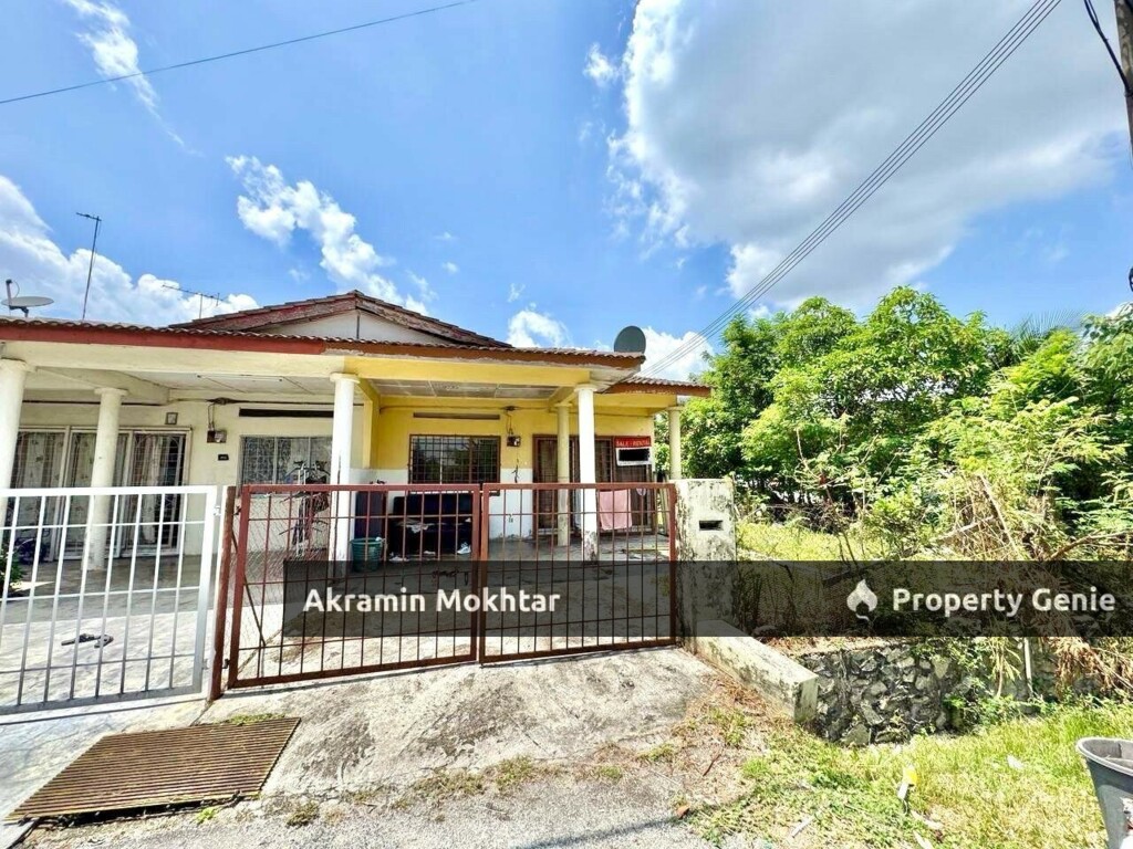 Freehold | 2 Storey Corner Bandar Rinching Seksyen 1, Semenyih. .