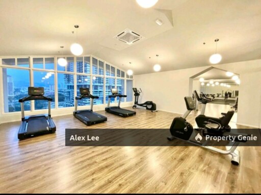 BIG size 1055 sqft with 3 bedrooms unit Opposite Velocity Mall to Sell Below Market Price with carpark