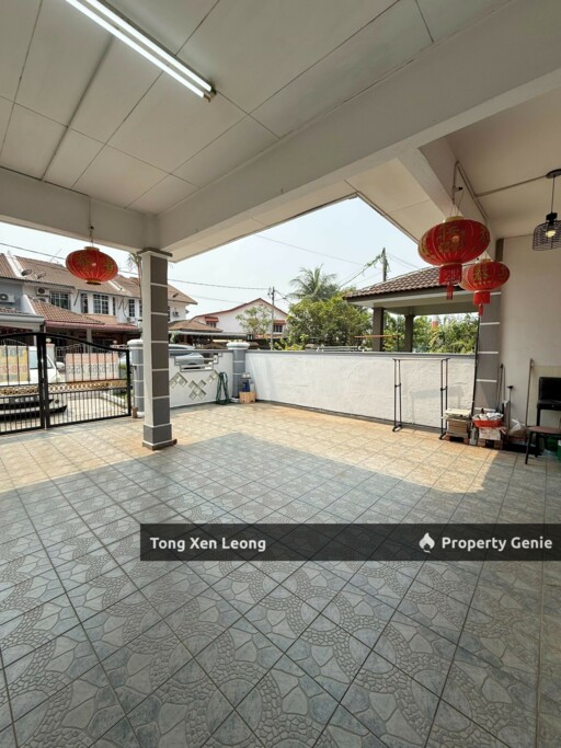 Spacious 5-Bedroom Terraced House In Melaka