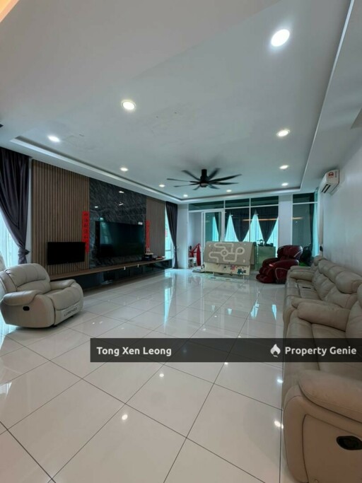 Saujana Heights, Bukit Katil