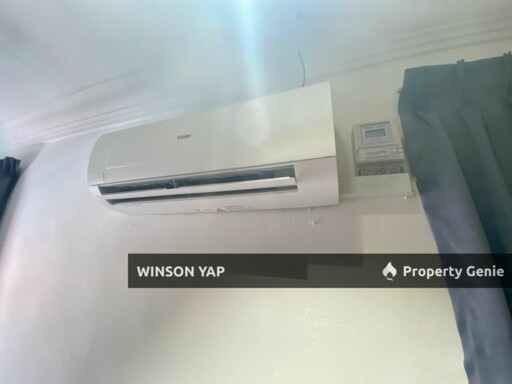 Master Room at Iskandar JB 5min CIQ Town Free WIFI Own Bathroom Couple