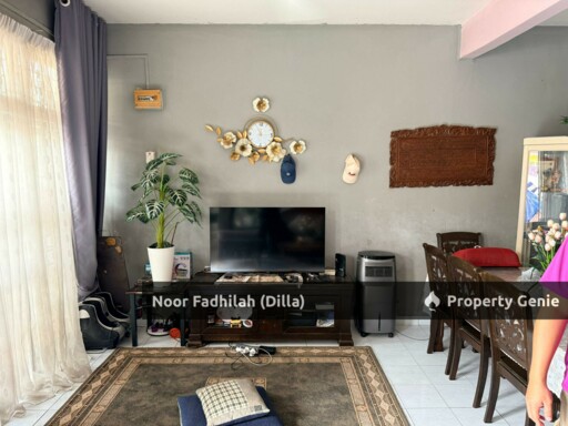 Double Storey House Taman Desa Anggerik Nilai