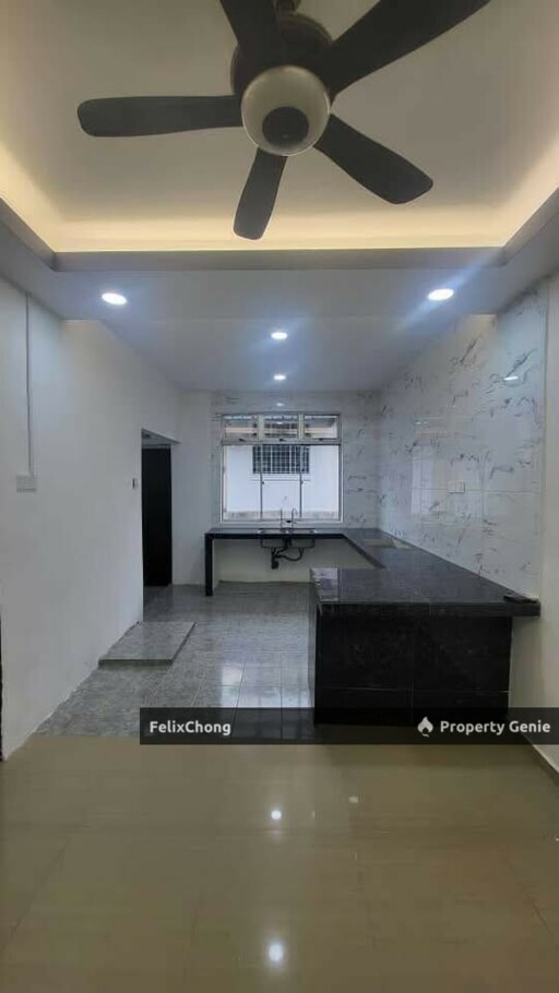 Taman Universiti Single Storey Terrace,Jalan Kemuliaan,Skudai,Renovated