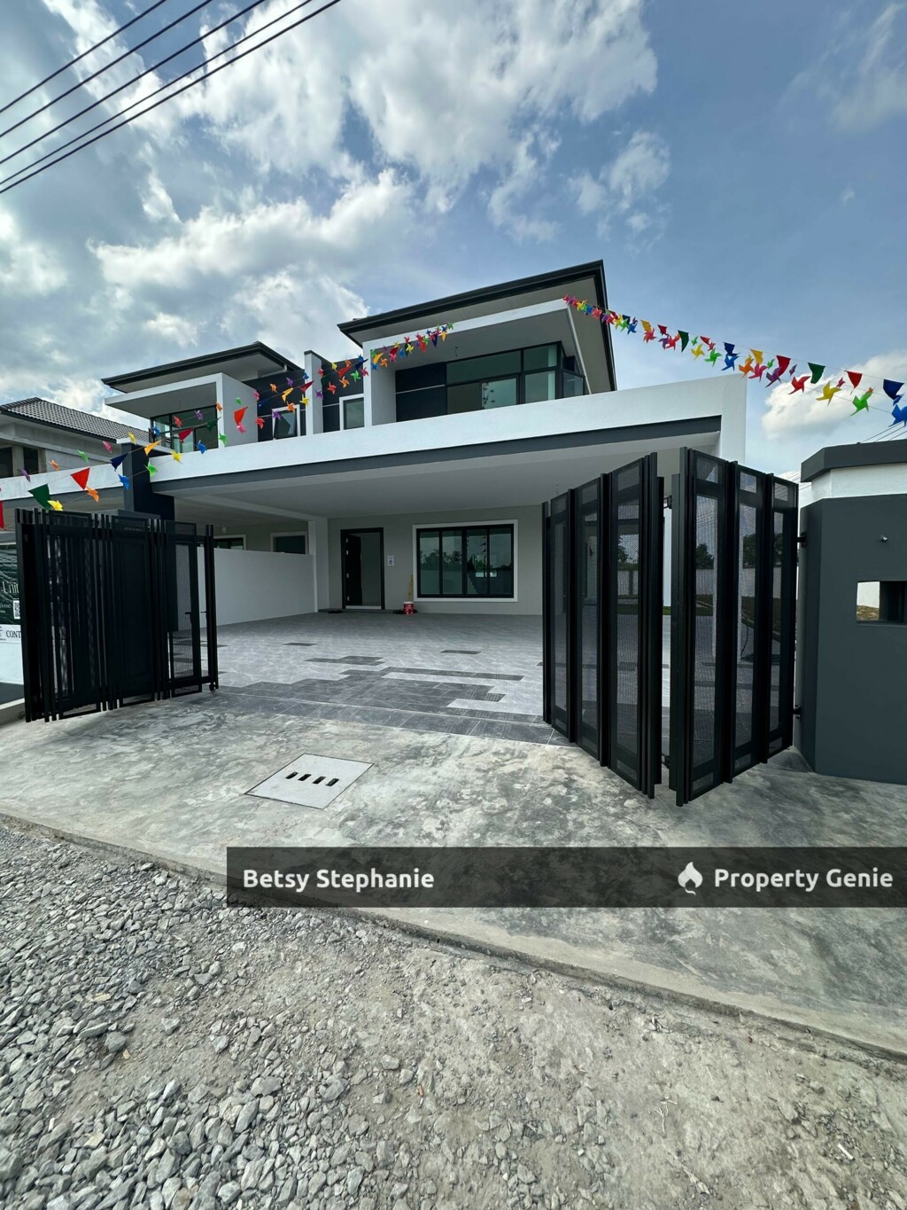 14 Units Double Storey Semi D @ Stapok Heights