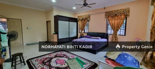 BANGLO 2 TINGKAT TANAH SANGAT BESAR PERKAMPUNGAN DARAT SEKOLAH BESERAH