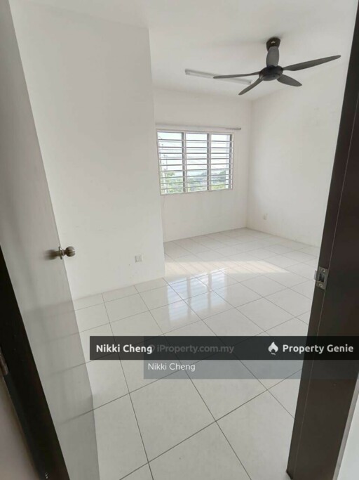 Hibiscus 3, Bandar Seri Coalfields, Corner Double Storey For Rent