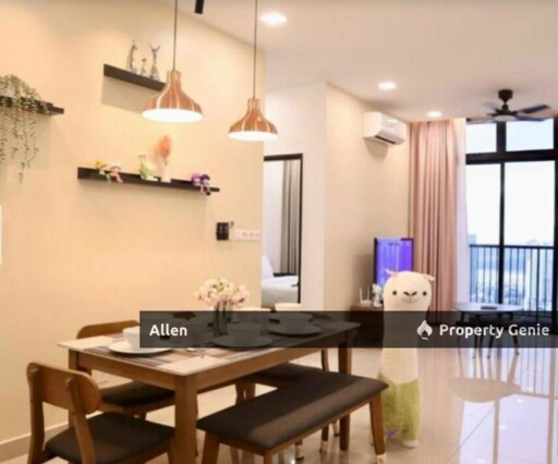 Twin Tower Residence sea view unit with Airbnb-style design