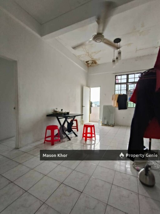 BAYAN PERMAI APARTMENT TOP FLOOR 915sf BARE UNIT BAYAN LEPAS