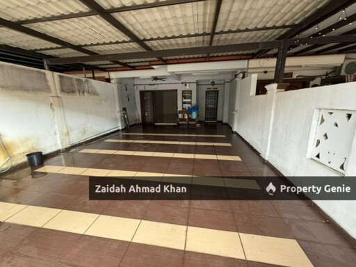 Double Storey Terrace House @ Melia Gated and Guarded