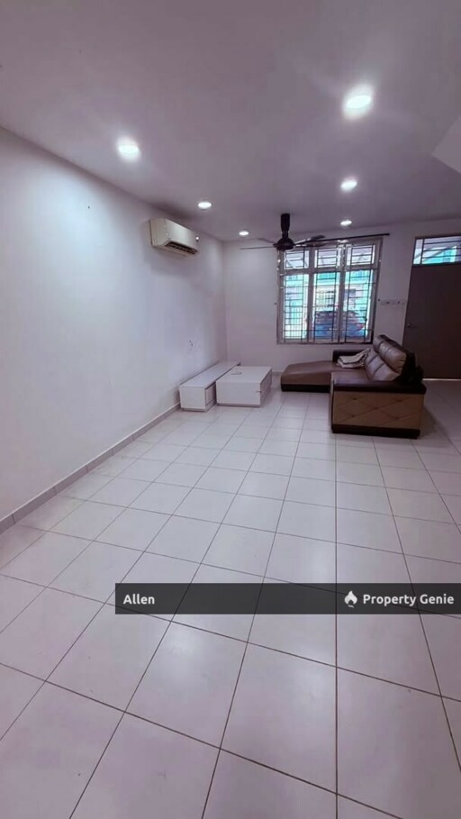 Renovated Double-Storey Terrace House for Rent at Pulai Mutiara – Gated & Guarded with Air-Conditioned Rooms!