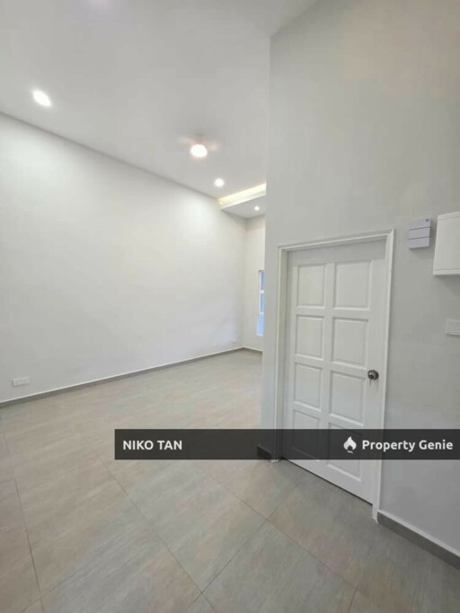 Jalan Camar Single Storey With Fully Renovated & Extended Kitchen For Sale