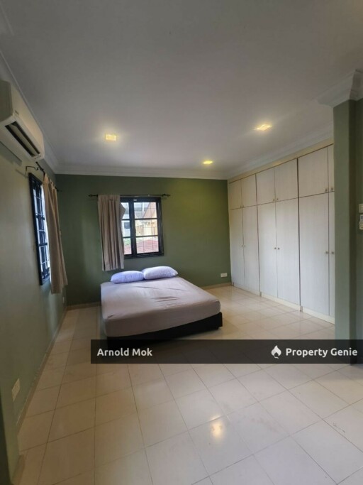 2 storey Bungalow House at Jalan Dapat Kampung Bahru, Johor Bahru for Rent