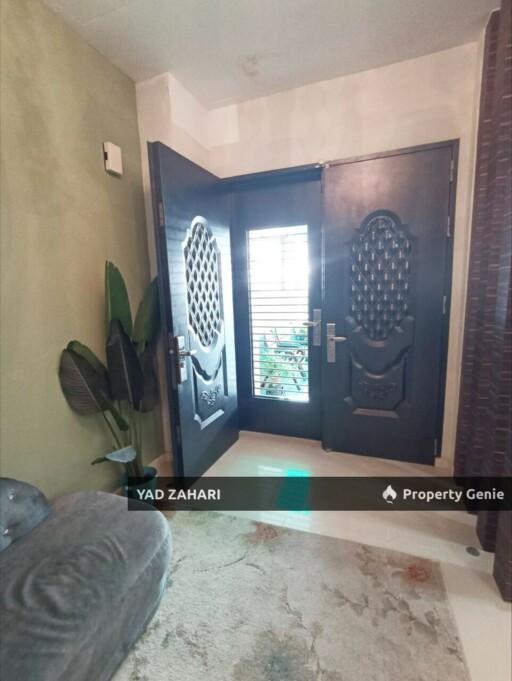 Cahaya Alam U12, Shah Alam | 2-Storey Terrace 4 Bedrooms | RM1.15M - Walking Distance to Surau and Tadika & Renovated Extended