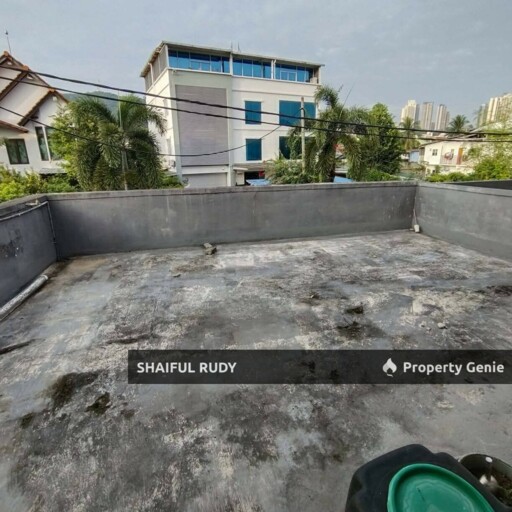 Want to Sell. 2 Storey Terrace House Endlot Taman Permata KL