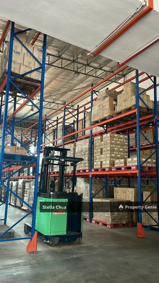 🏭Semi. D FACTORY FOR RENT RM20k  📍Jalan Karas, Kempas Lama