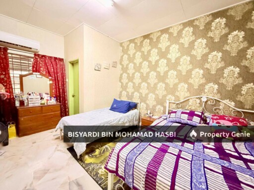 FREEHOLD 4,273SQ. FT Corner Lot Single Storey Warisan Puteri Seremban.