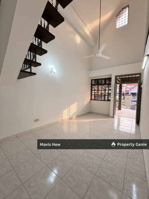 For Rent, Taman Rinting @JALAN BERINGIN 1X, 1.5-Storey, Partial Furnished