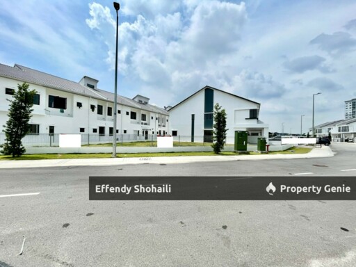 SEJATI LAKESIDE CYBERJAYA CORNER LOT