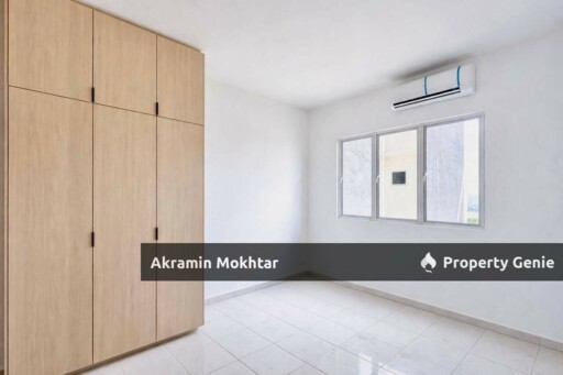 Freehold, Partially Furnished & 2 Parking | Residensi Adelia 2 Bangi Avenue, Bangi