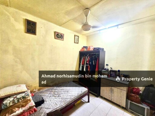 Fully Renovated Teres 2 Tingkat  Jalan Rotan Semut Seksyen 18 Shah Alam