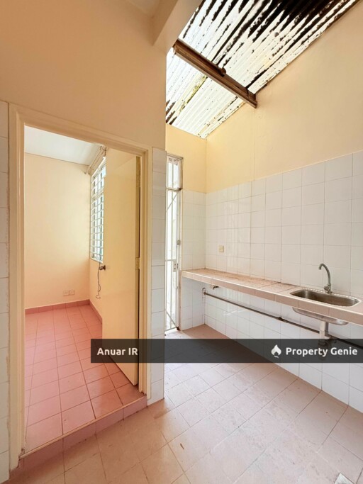 2 Storey Semi D Jalan Damar Bandar Sri Damansara KL