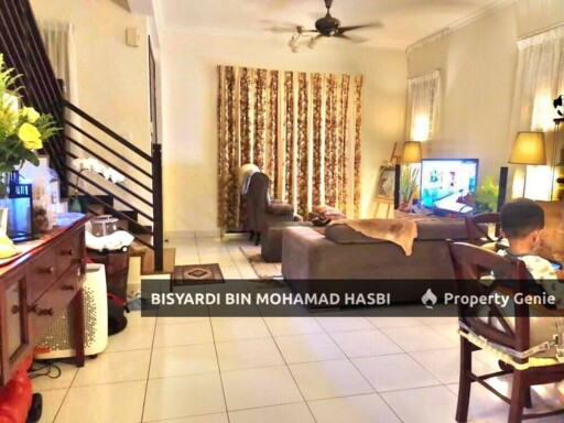 End Lot Facing Open  2 Storey Terrace Presint 14, Putrajaya.