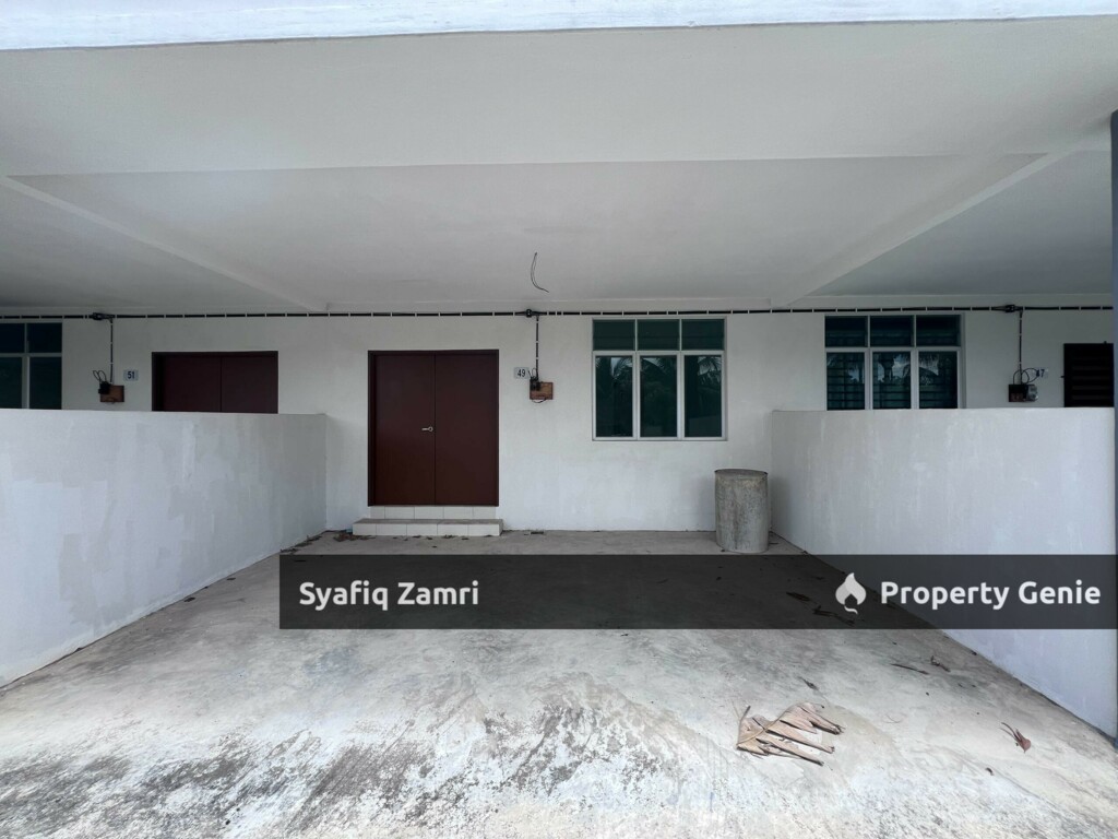 Teres Setingkat Permatang Badak Kuantan