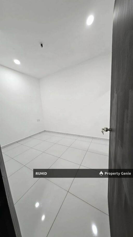 Freehold Renovated Single Storey Terrace House in Taman Ungku Tun Aminah Skudai