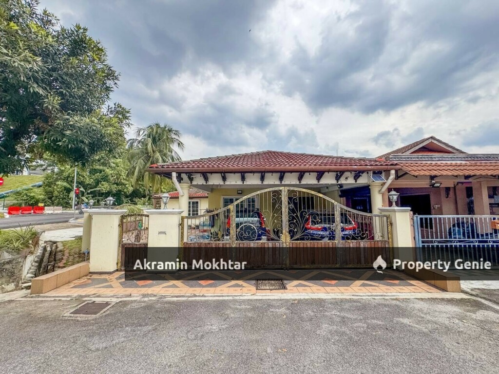 Corner Lot Single Storey Taman Tasik Tambahan, Ampang