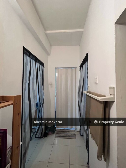 Freehold, Ground Floor, Renovated & Partially Furnished | Townhouse 1.5 Storey Park Villa Bandar Bukit Puchong 2, Puchong Selangor.
