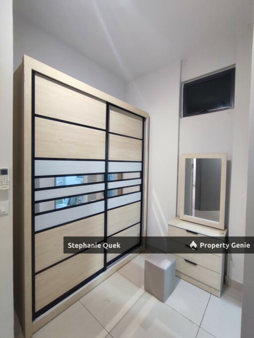 FULLY FURNISHED @ Maple Residence Klang Nice Condo For Rent