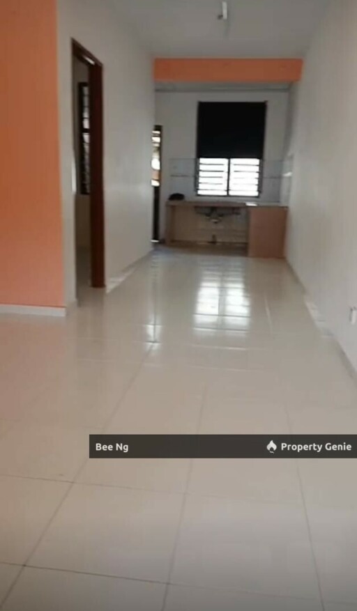 Jalan Cemara / Bandar Putra Kulai / 2 Storey Terrace Medium Cost / Cheapest / Full Loan / Cash Back