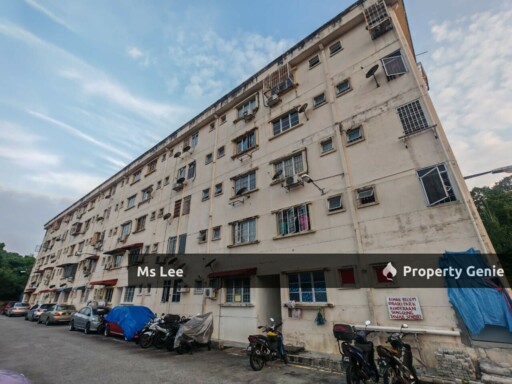 Sanjung Apartment @ Taman Seri Taming, Batu 9, Cheras-Blok Sanjung Tingkat 4 top floor-Ready Now