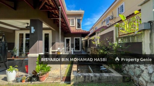 Facing Open Renovated and Extension, Bungalow, Two Storeys Kota Damansara, Damansara.