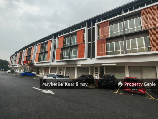 Avenue 3 Medan Puteri Ground Floor Rm6K For Rent