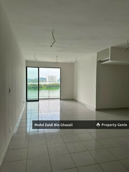 E'Island Lake Haven Service Apartment Putra Perdana