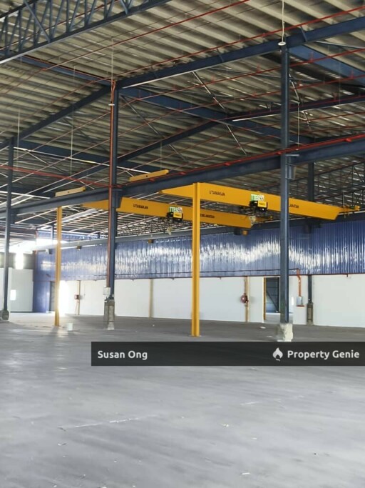 WTR-warehouse with crane-Bukit Jelutong-build up 143k-with loading bay-