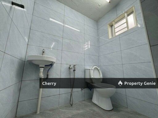 FOR SALE - TAMAN UNIVERSITI