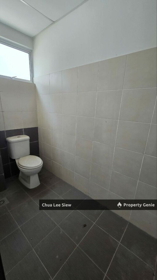 Shoplot (1St Floor) for RENT at Jln Kota Putri