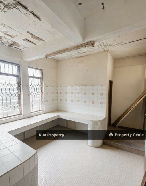 Double Storey Terrace Corner House Located at Jalan Arang