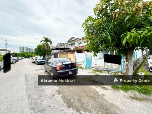Freehold, End Lot & Renovated | Double Storey Bandar Puchong Jaya , Puchong