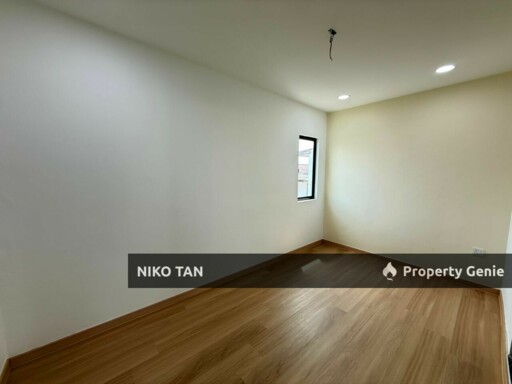 Jalan Makmur Double Storey Fully Renovated For Sale