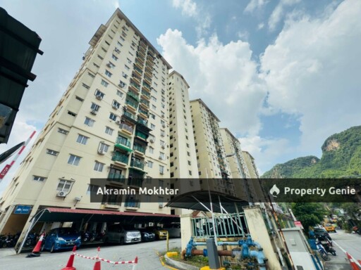 Renovated & 1 Covered Parking | Pangsapuri Saujana Gombak, Taman Pinggiran Batu Caves Selangor