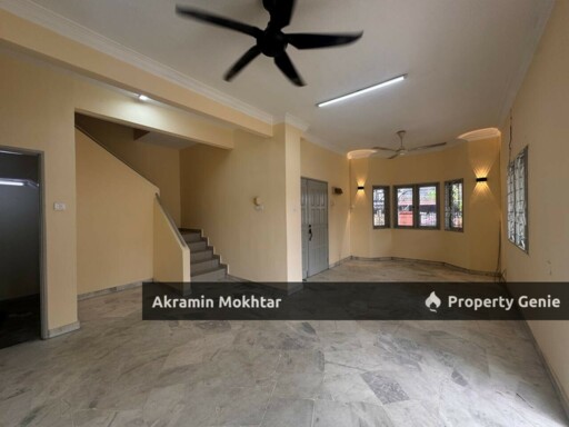 FREEHOLD & REFURBISHED | DOUBLE STOREY CORNER LOT SS1 KAMPUNG TUNKU, PETALING JAYA