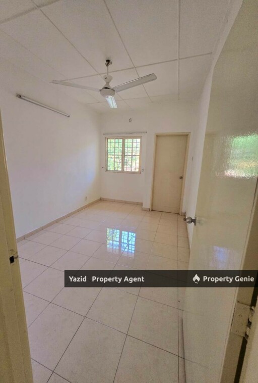Presint 8, Putrajaya, Double Storey facing Garden