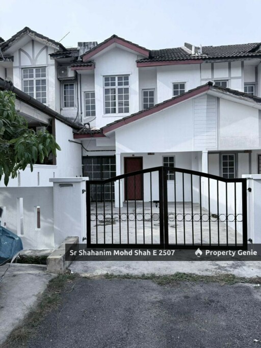 Double Storey Terrace Lorong Cakera Purnama, Fasa 3, Puncak Alam Selangor