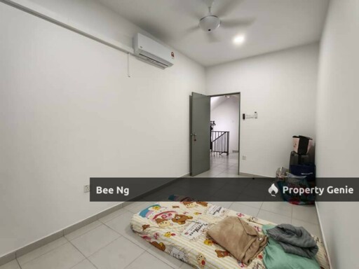 Scientex Utama @ Senai / 2.5 Storey Terrace House / Below Market Price
