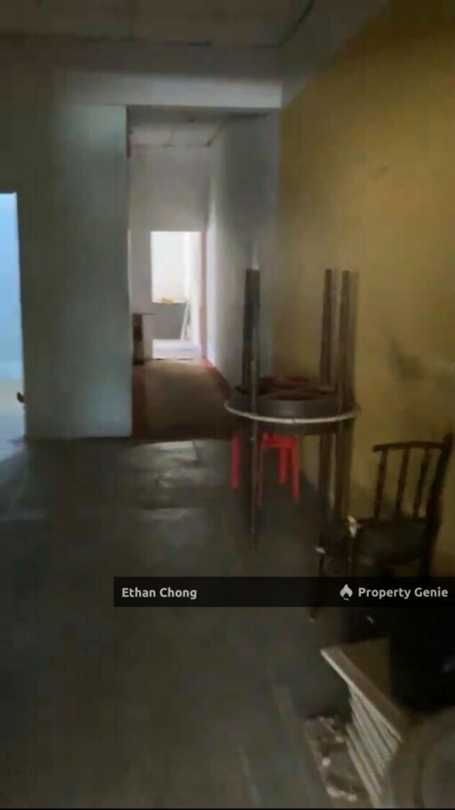 Unfurnished Shop First Floor for Rent at Jalan Musytari Am U5/Am, Subang, Shah Alam